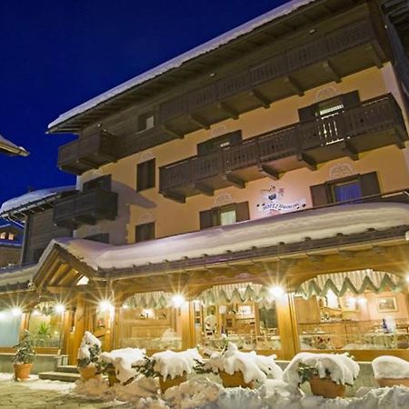 Albergo Alpenrose リヴィーニョ エクステリア 写真